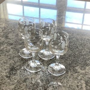 Set of 4 Princess House Heritage Bordeaux Cordial stems 4 1/4” tall